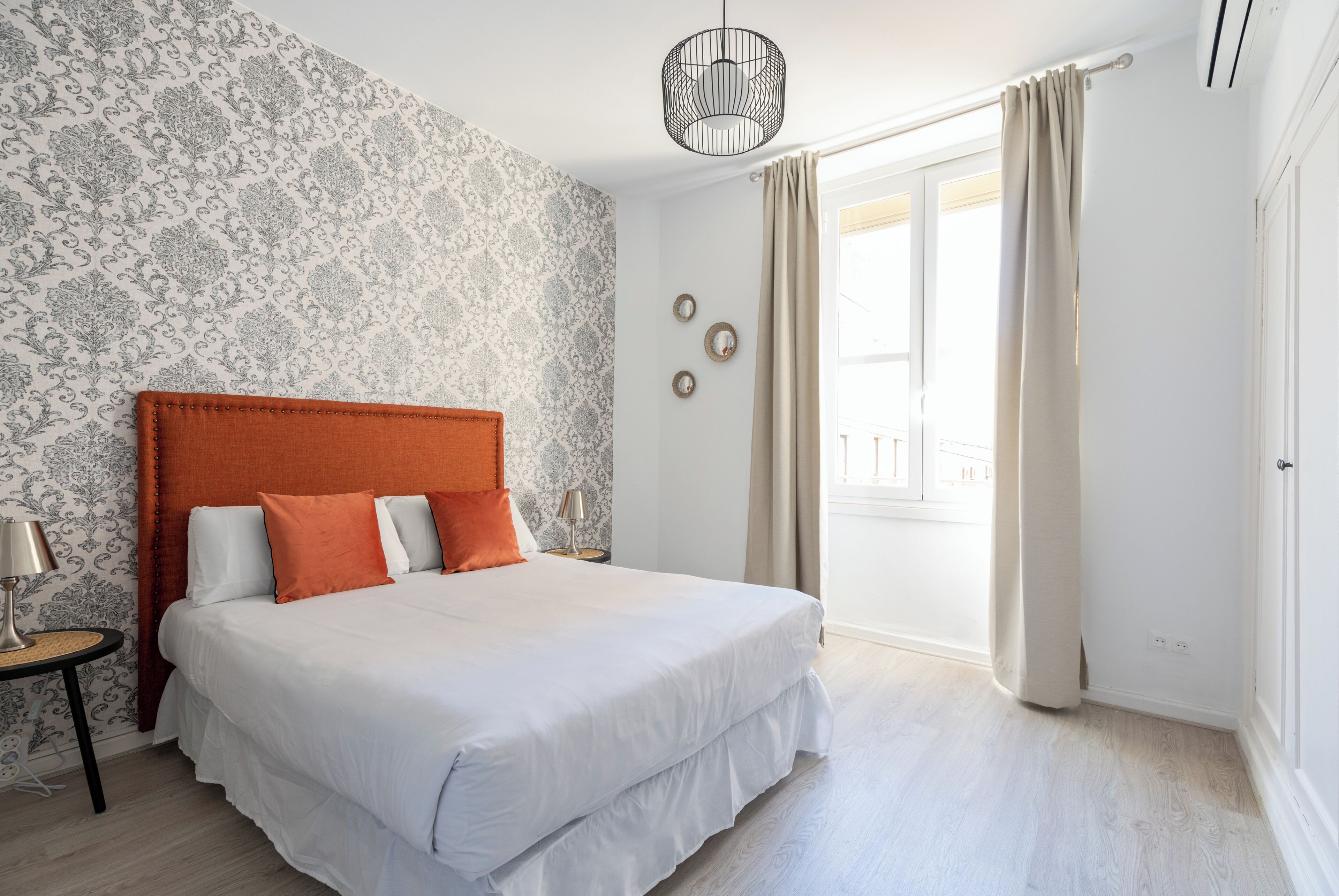 Apartamento, 2 habitaciones | Tabla de planchar con plancha, cunas gratuitas, wifi gratis