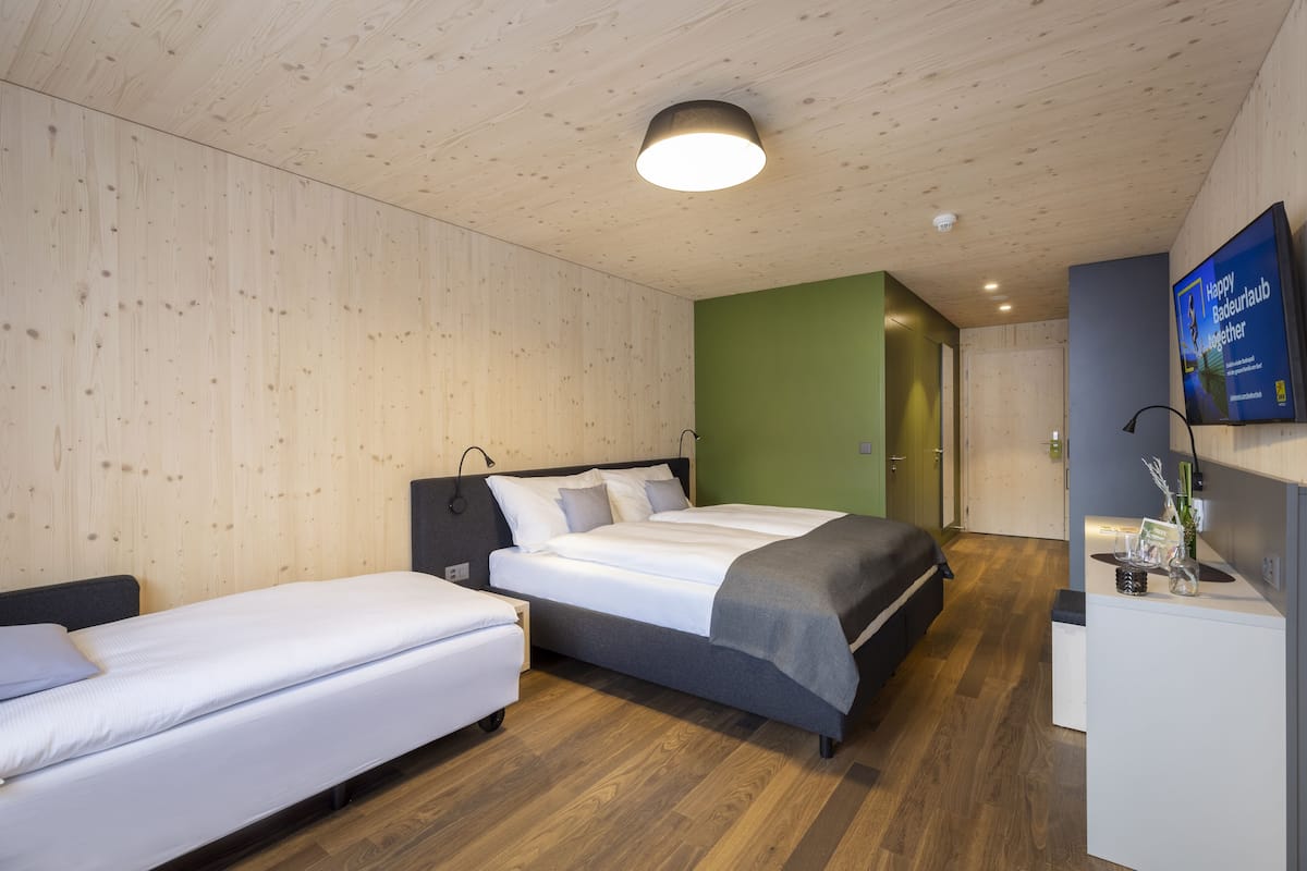 Triple Room | 1 bedroom, in-room safe, laptop workspace, blackout drapes