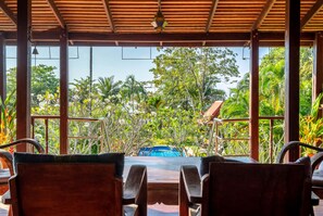 Piman Pu Villa - 2 King Bed (with A/C) + 1 Double Bed (with fan) | Balcony - Piman Pu (Nuea Khlong)