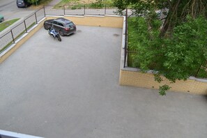 Free self-parking