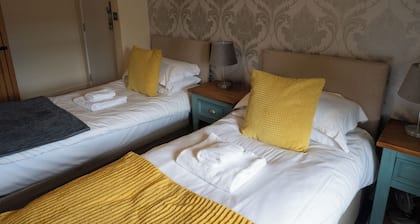 Manor House Inn