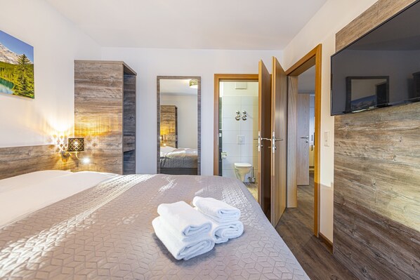 Cunas, wifi gratis y ropa de cama