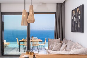 Télévision, chaîne hi-fi