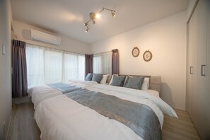 2 bedrooms, desk, iron/ironing board, free WiFi