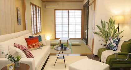 Near the Awase fishing port You can eat fresh fis / Okinawa Okinawa