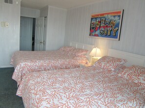 2 bedrooms, free WiFi - El Capitan, Ocean City, MD, USA unit 203 located on the boardwalk and ocean at 4th street (Ocean City)