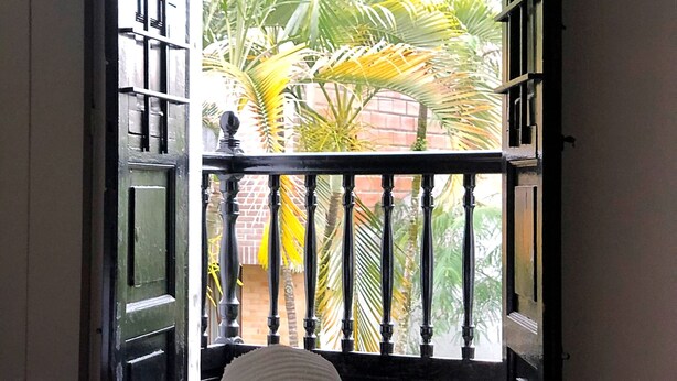Double Room | Desk, iron/ironing board (on request), free WiFi, bed sheets - Casa Rosales Hotel (Medellín)
