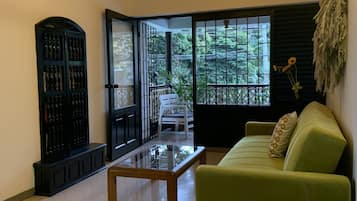 Departamento | Área de sala de estar | Televisión de pantalla plana