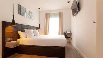 1 chambre, literie de qualité supérieure, couette en duvet d'oie