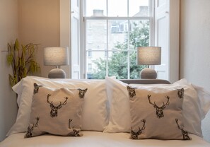 2 bedrooms, hypo-allergenic bedding, iron/ironing board, free WiFi