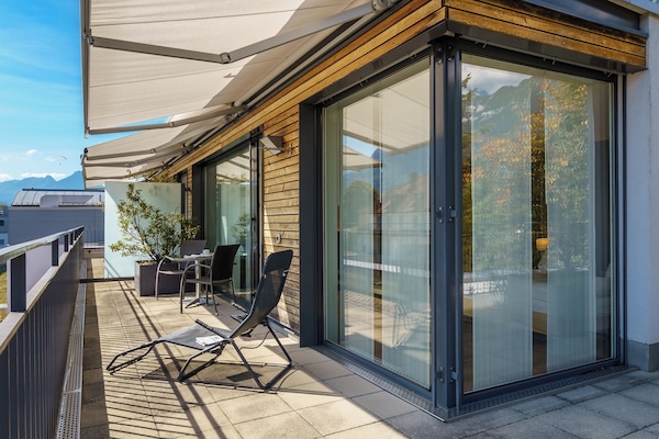 Junior Suite (Attika) | Gebar bulu kapas, peti besi dalam bilik, meja