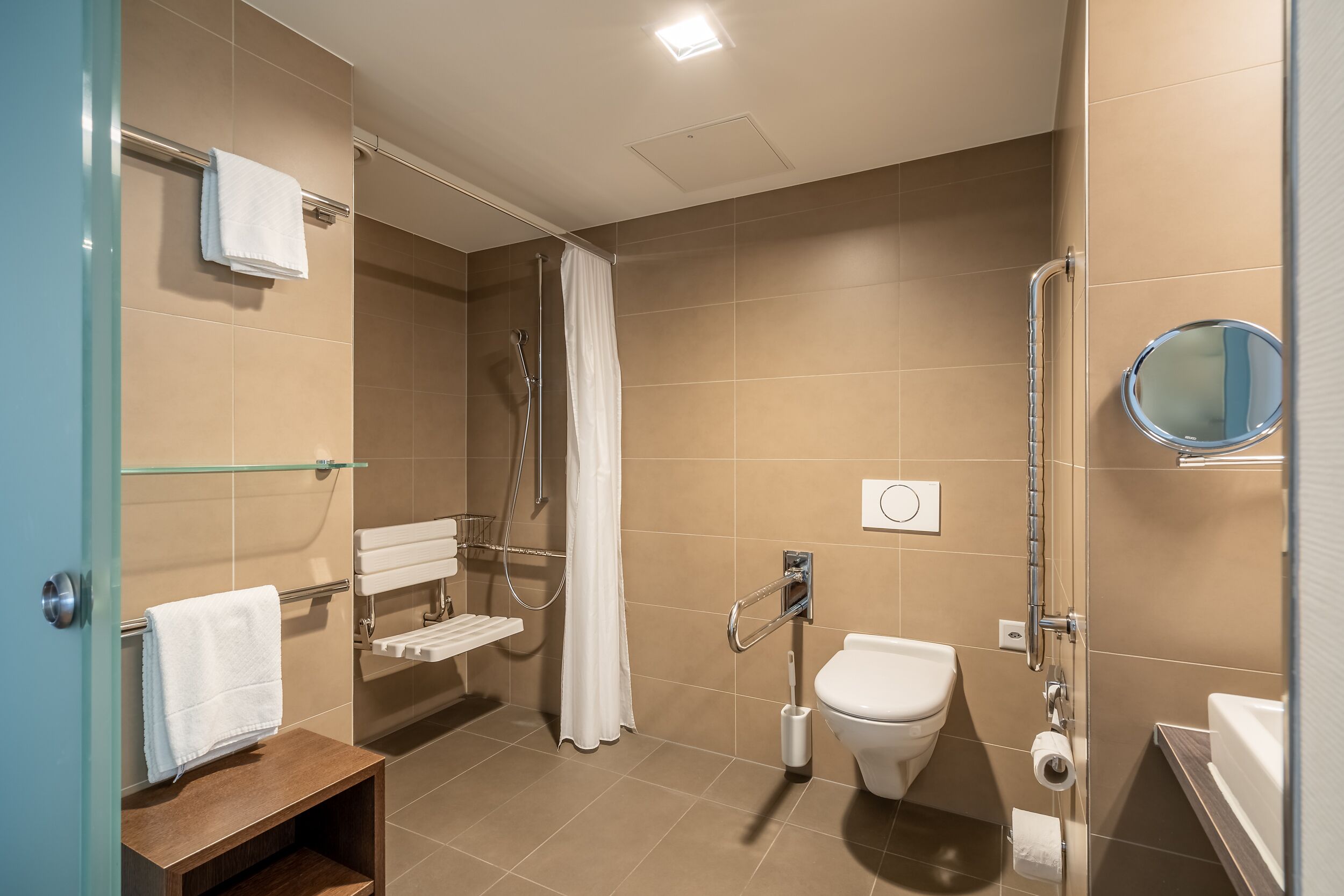 premium double room | bathroom | hair dryer, towels