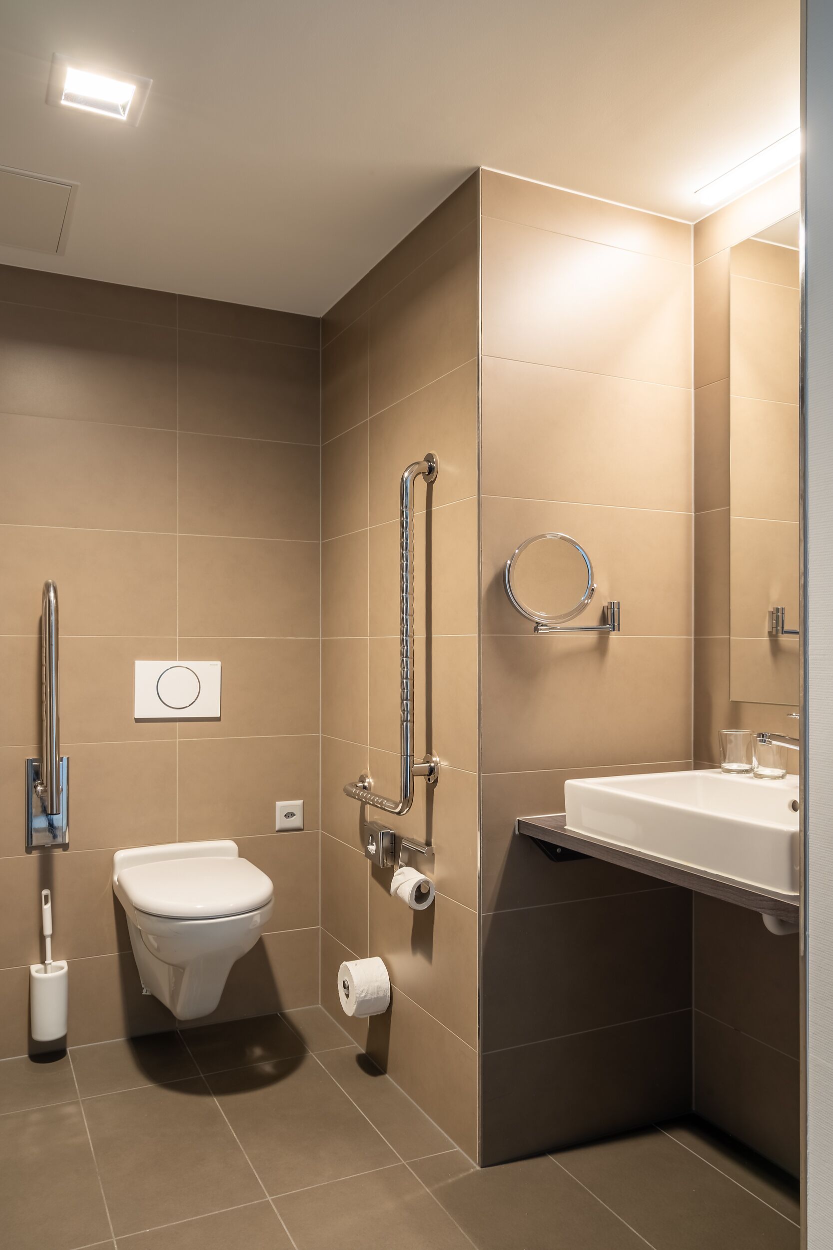 premium double room | bathroom sink