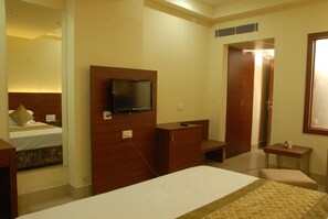 View from room - Hotel Presidency (Hoshiarpur)