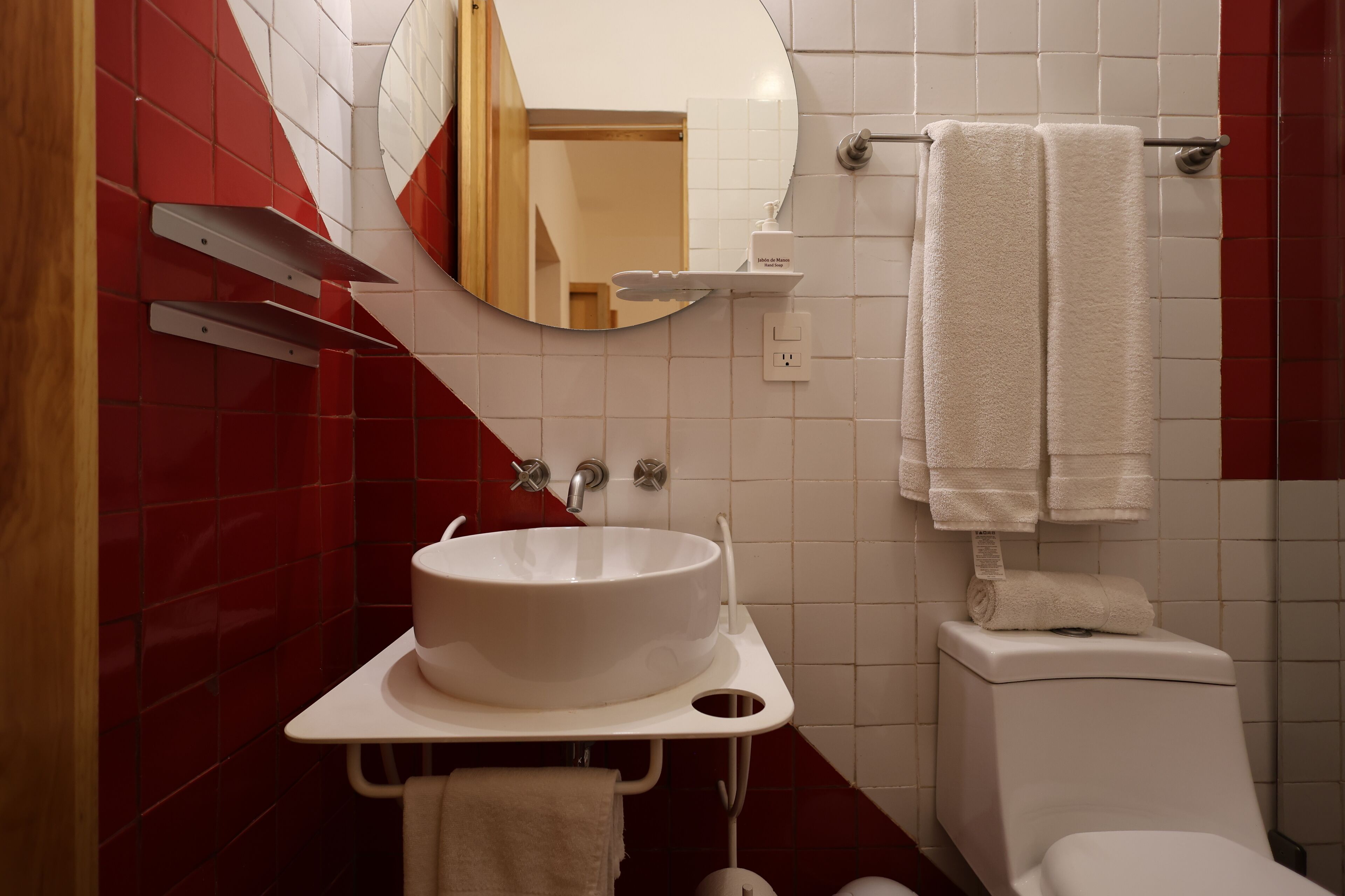 standard room, 1 king bed | bathroom | shower, hair dryer, towels, soap