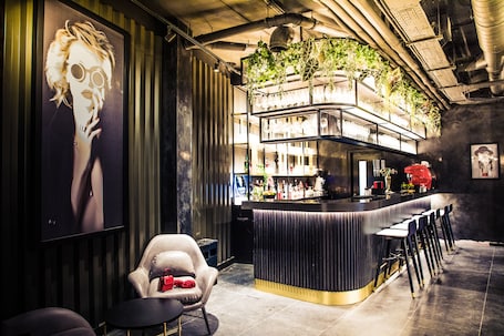 Bar (on property). Radisson RED London Greenwich The O2