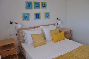 5 slaapkamers, een strijkplank/strijkijzer, gratis wifi, rolstoeltoegang