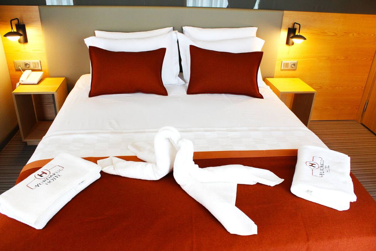 Premium bedding, minibar, in-room safe, desk