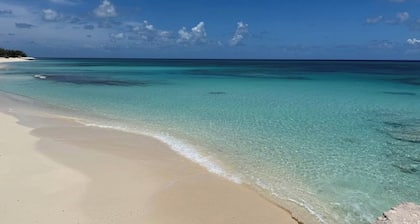 Ocean View W/Golf Cart-Balcony Studio-Grand Turk