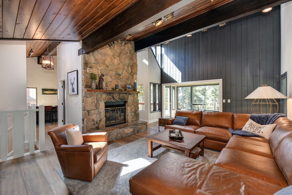 Tahoe City Dollar Point Luxury - with Lake View / Hot Tub & AC