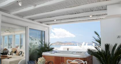Amazing Penthouse with Hot Tub, BBQ and Sea View