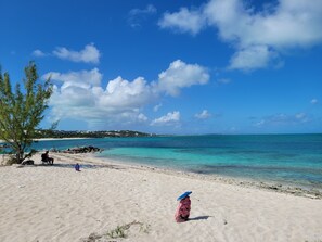 Plage à proximité, sable blanc