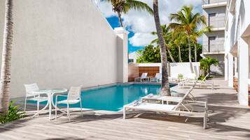 Outdoor pool, sun loungers
