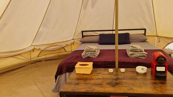 Tienda de campaña de lujo | Área de sala de estar