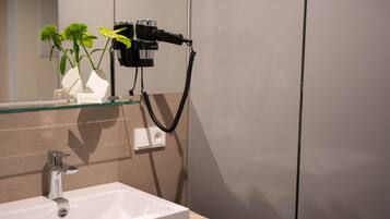 Shower, rainfall showerhead, hair dryer, heated floors