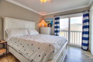 3 bedrooms, WiFi, bed sheets - ☀️Whitecaps C: Oceanfront with AMAZING Panoramic Views☀ ️ (Carolina Beach)