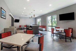 Desayuno buffet incluido todos los días 