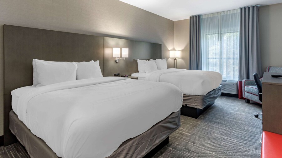 Comfort Inn & Suites