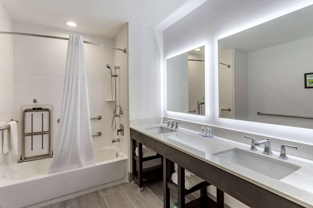 suite, 2 queen beds, accessible, non smoking | premium bedding, desk, laptop workspace, soundproofing