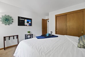 1 bedroom, desk, iron/ironing board, free WiFi