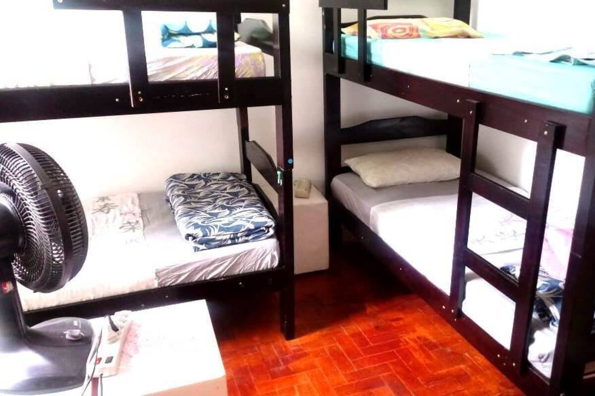 Shared Dormitory, Women only