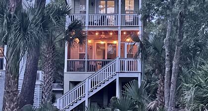 Bonito Bungalow-Golf Cart Included-Best Location-Close to BEACH & 
MARINA🏝☀️🌊