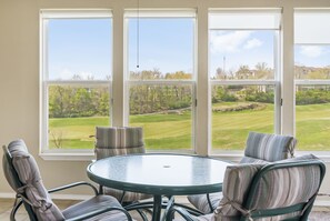 Interior - Walk-in Golf Condo feat. All-Season Sunroom with Course View (Branson)