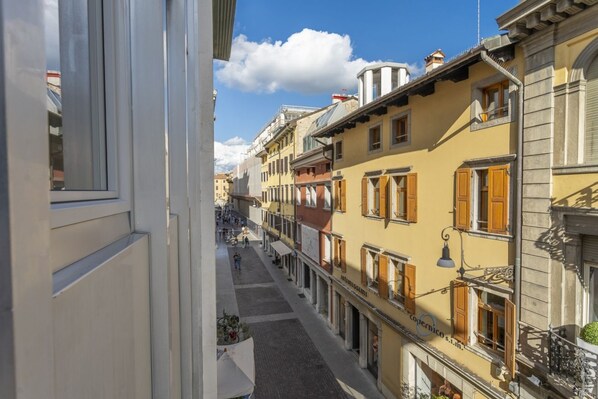 Interior - Apartment in the heart of Udine (Udine)