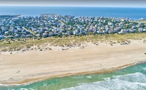 Beach nearby, sun-loungers - Pet Friendly in Superb Avon Location, A/C, Free WiFi & Sound Views  (Avon)