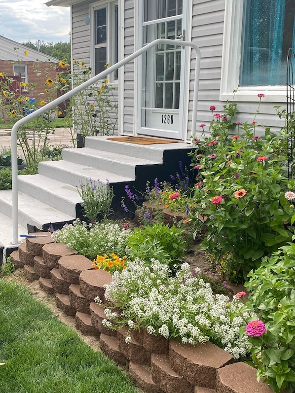 تفاصيل الفندق من الخارج