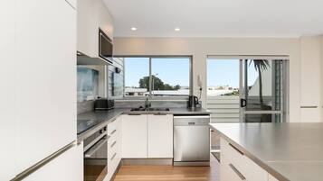 Fridge, microwave, oven, dishwasher