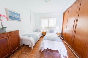 2 bedrooms, iron/ironing board, travel crib, free WiFi