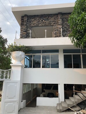 舒適木屋 | 遮光布/窗簾、隔音、免費無線上網、床單