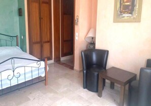 3 bedrooms