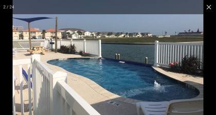 HUGE 4BR/3BA! Pool, Beach & Boat Slip! 4 Car Garage