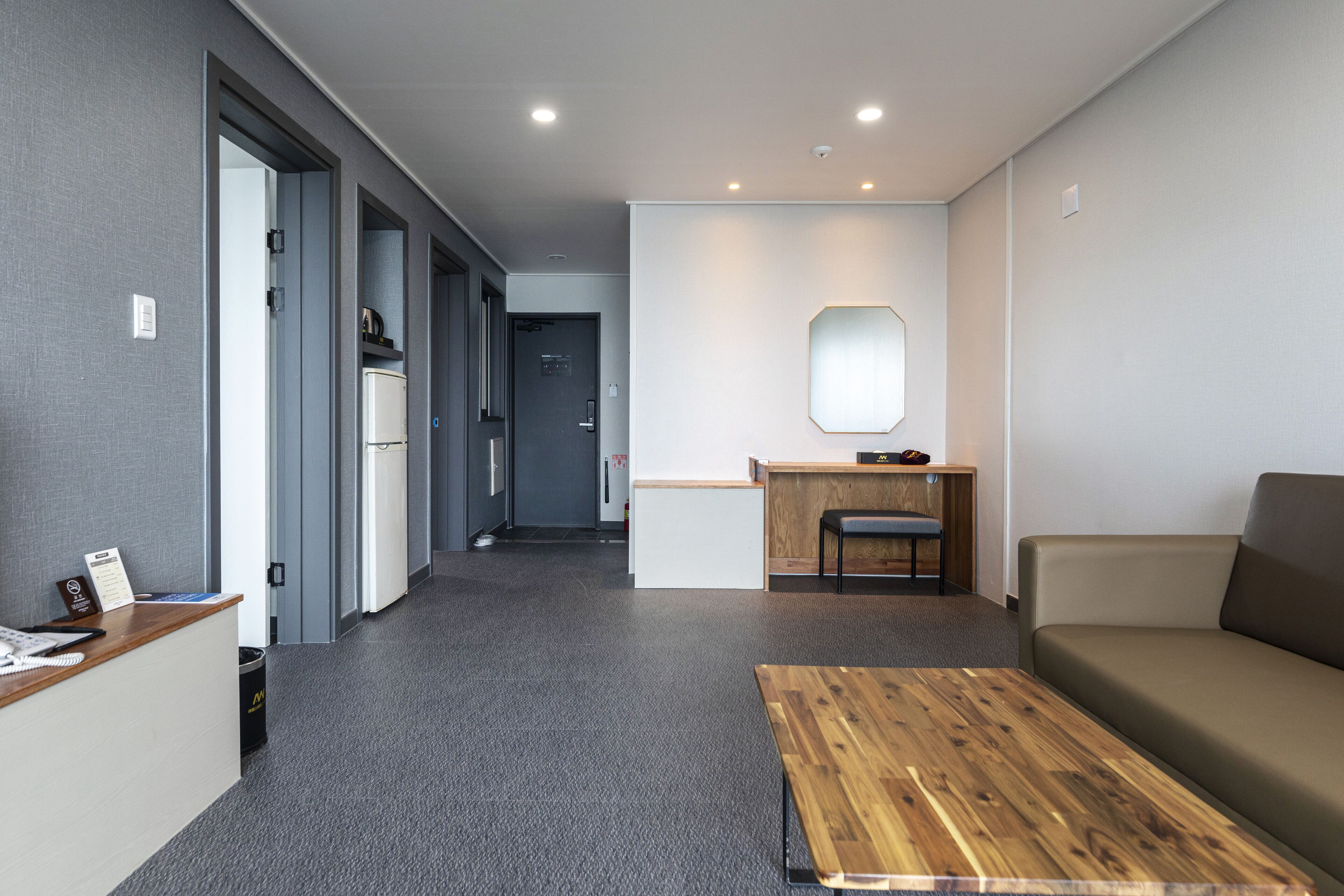 aewol - hotel type: deluxe family twin room, ocean view | living area | flat-screen tv, heated floors