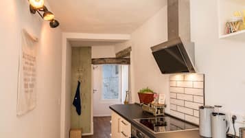 Refrigerador, horno, parrilla de estufa y lavavajillas