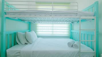 Room | 2 bedrooms, free WiFi, bed sheets