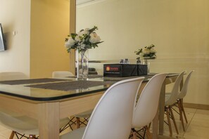 Room | In-room dining - Homey 2BR Apartment at Grand Palace Kemayoran (Jakarta)