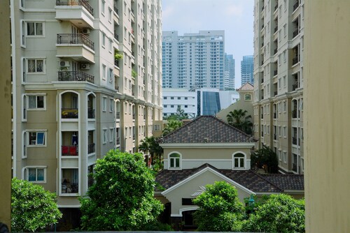 Comfortable 2BR Apartment at Mediterania Palace Residence